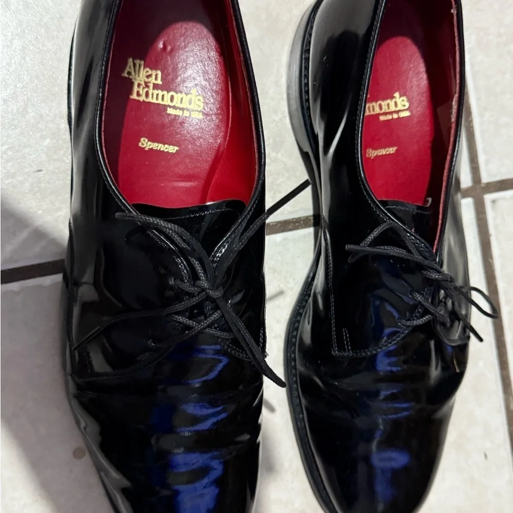 Allen Edmonds Black Oxford Shoes Sleek Formal Design